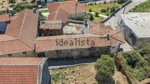 Moradia T5 para Venda em Travassos