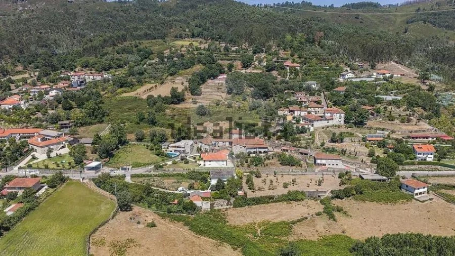 Moradia T5 para Venda em Travassos Foto 23