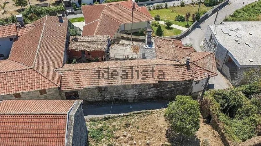 Moradia T5 para Venda em Travassos Foto 25