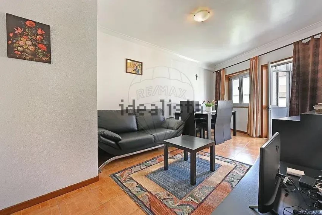 Apartamento T2 para Venda em Oliveira do Douro Foto 14