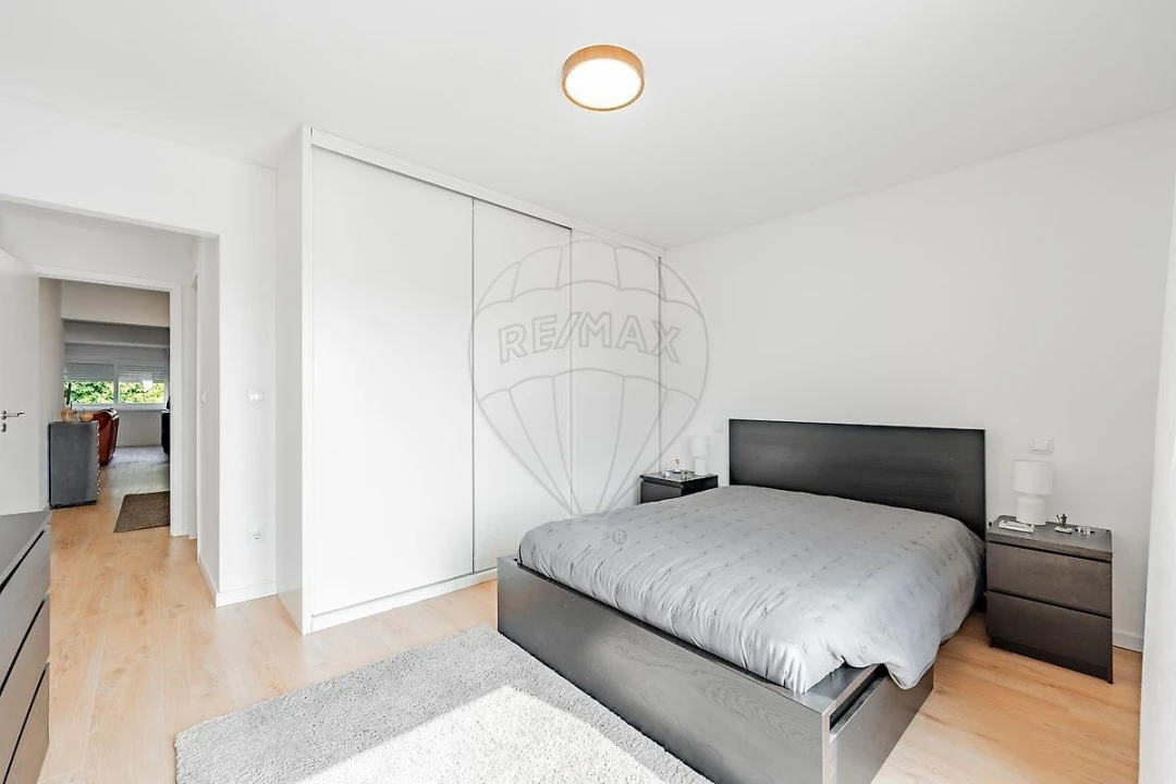 Apartamento T4 para Venda em Creixomil Foto 18