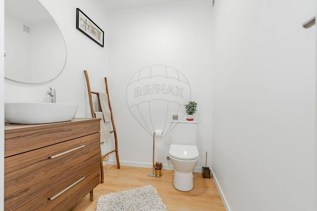 Apartamento T4 para Venda em Creixomil Foto 31