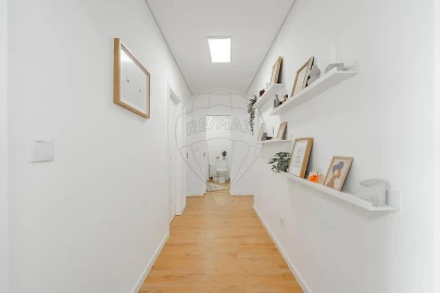Apartamento T4 para Venda em Creixomil