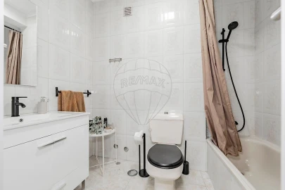 Apartamento T4 para Venda em Creixomil