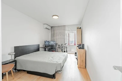 Apartamento T4 para Venda em Creixomil