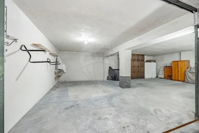 Apartamento T4 para Venda em Creixomil