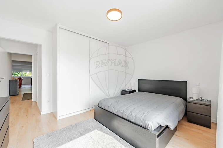 Apartamento T4 para Venda em Creixomil Foto 18