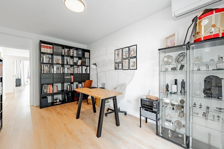 Apartamento T4 para Venda em Creixomil Foto 20