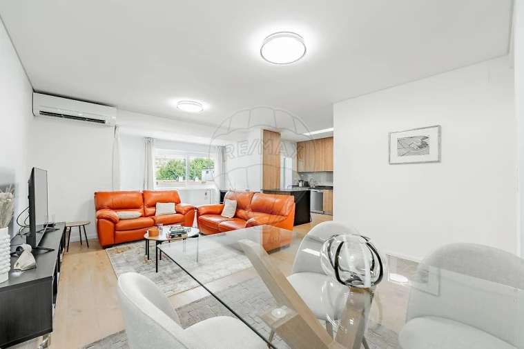 Apartamento T4 para Venda em Creixomil Foto 4