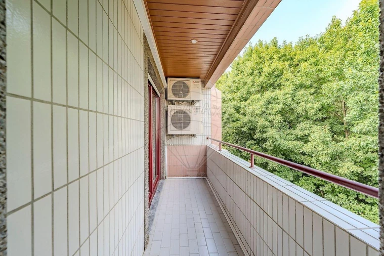 Apartamento T4 para Venda em Creixomil Foto 7