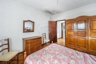 Moradia T2 para Venda em Sobradelo da Goma
