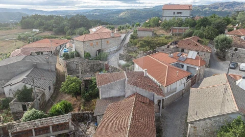Moradia T2 para Venda em Sobradelo da Goma
