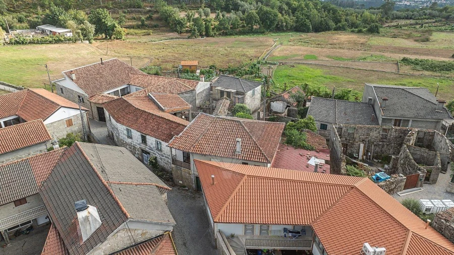 Moradia T2 para Venda em Sobradelo da Goma Foto 13