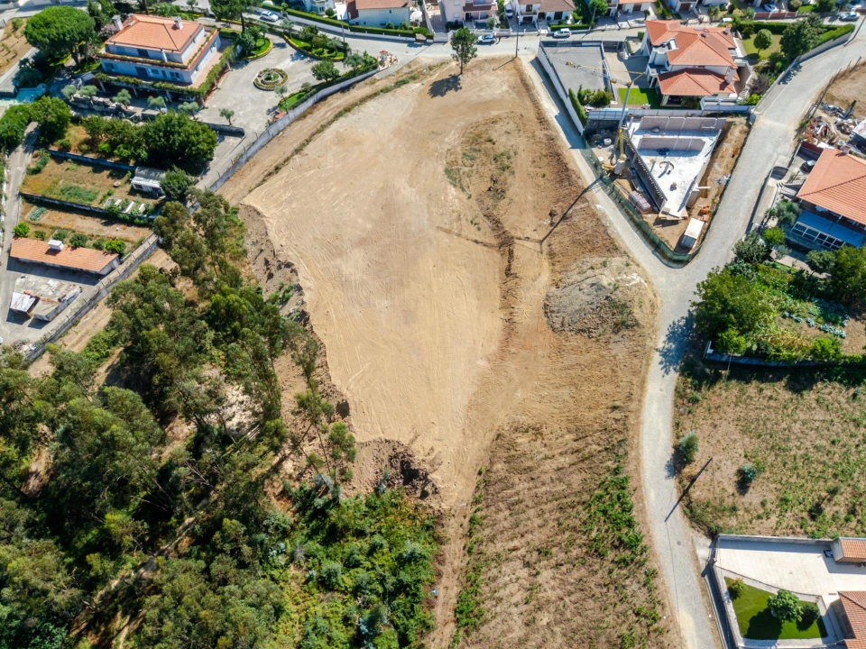 Terreno para Venda em Telões Foto 24