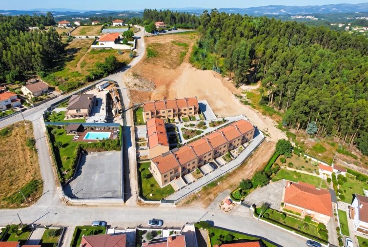 Terreno para Venda em Telões Foto 3
