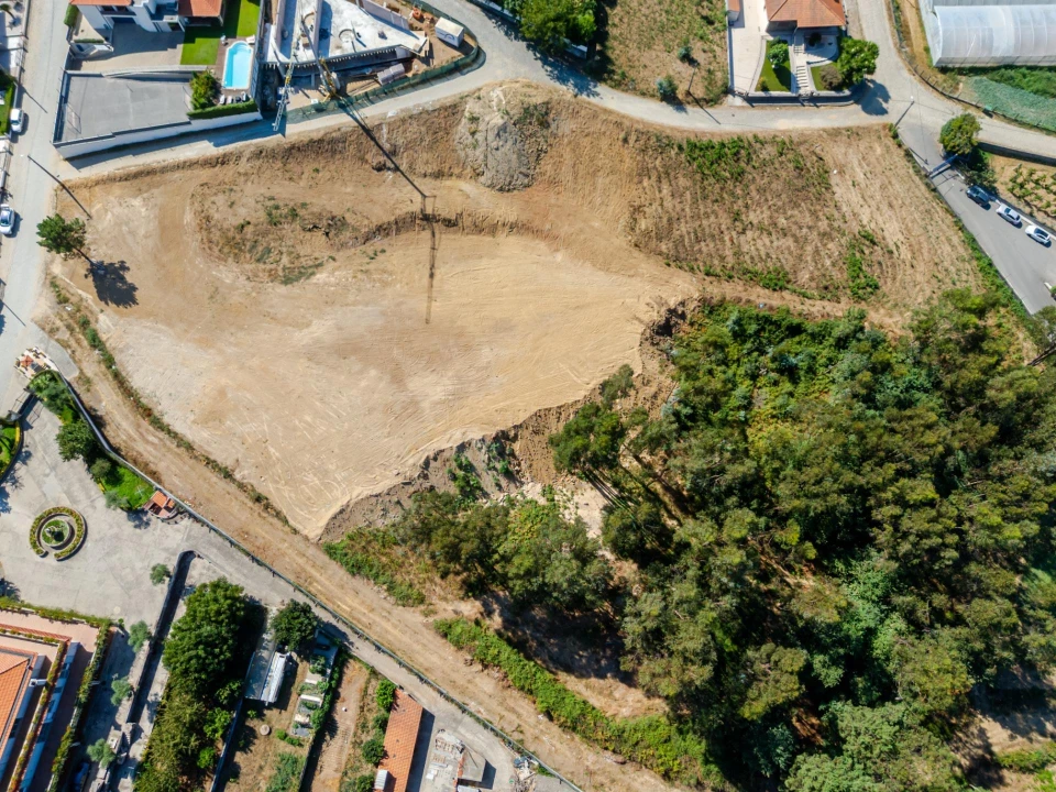 Terreno para Venda em Telões Foto 40