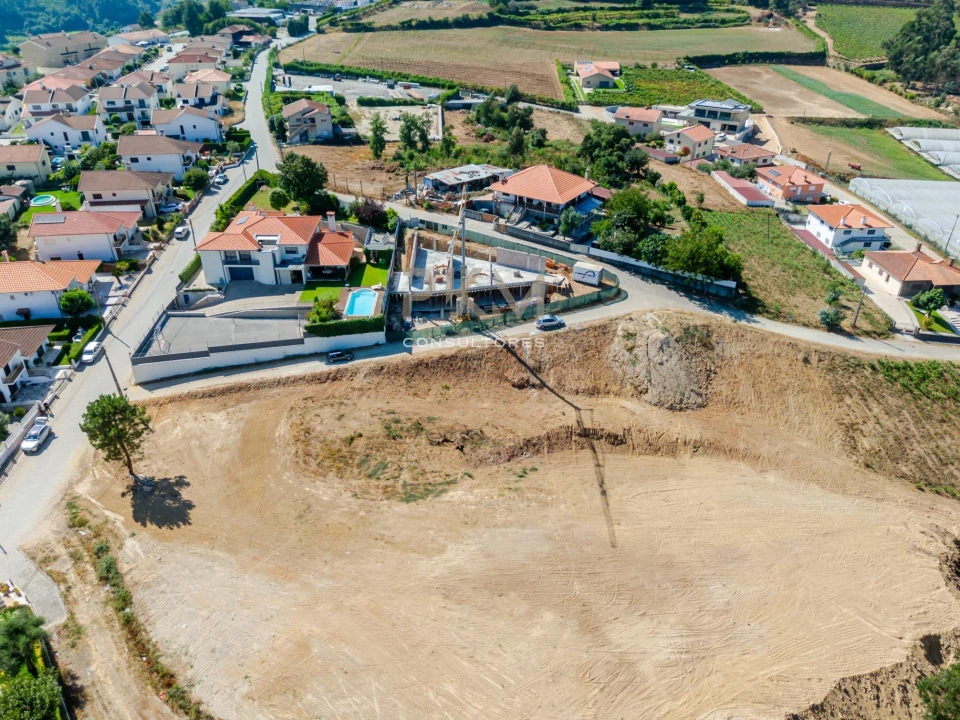 Terreno para Venda em Telões Foto 37