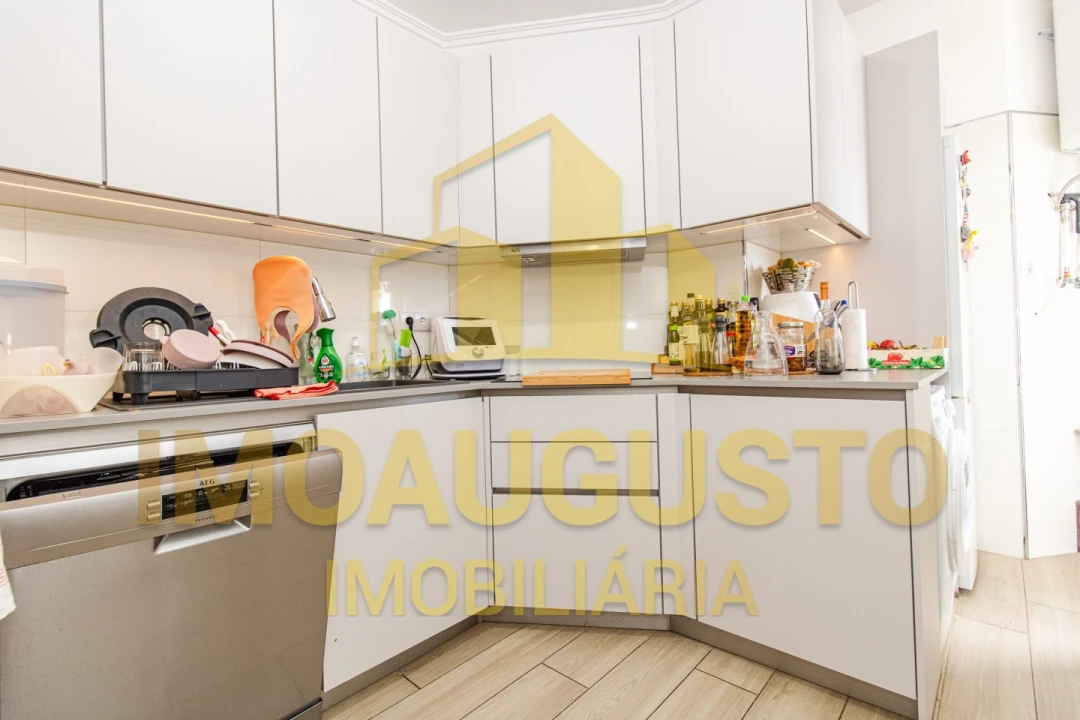 Apartamento T3 para Venda em Guarda Foto 2