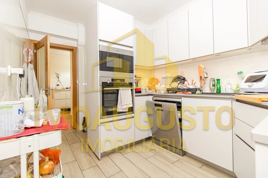 Apartamento T3 para Venda em Guarda Foto 1