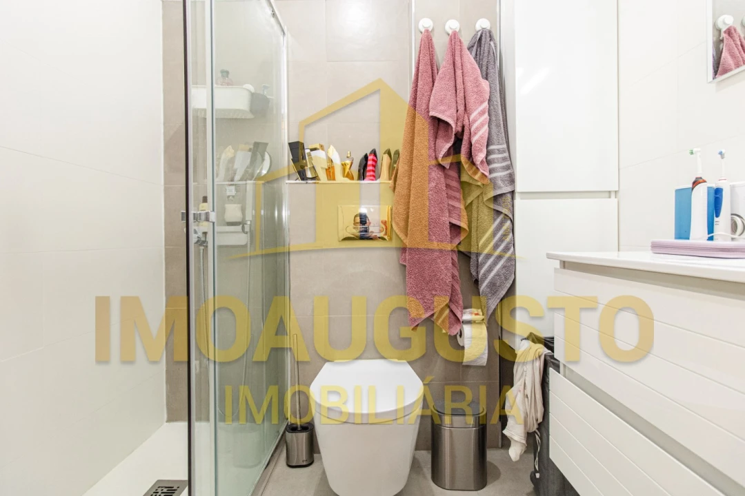 Apartamento T3 para Venda em Guarda Foto 10