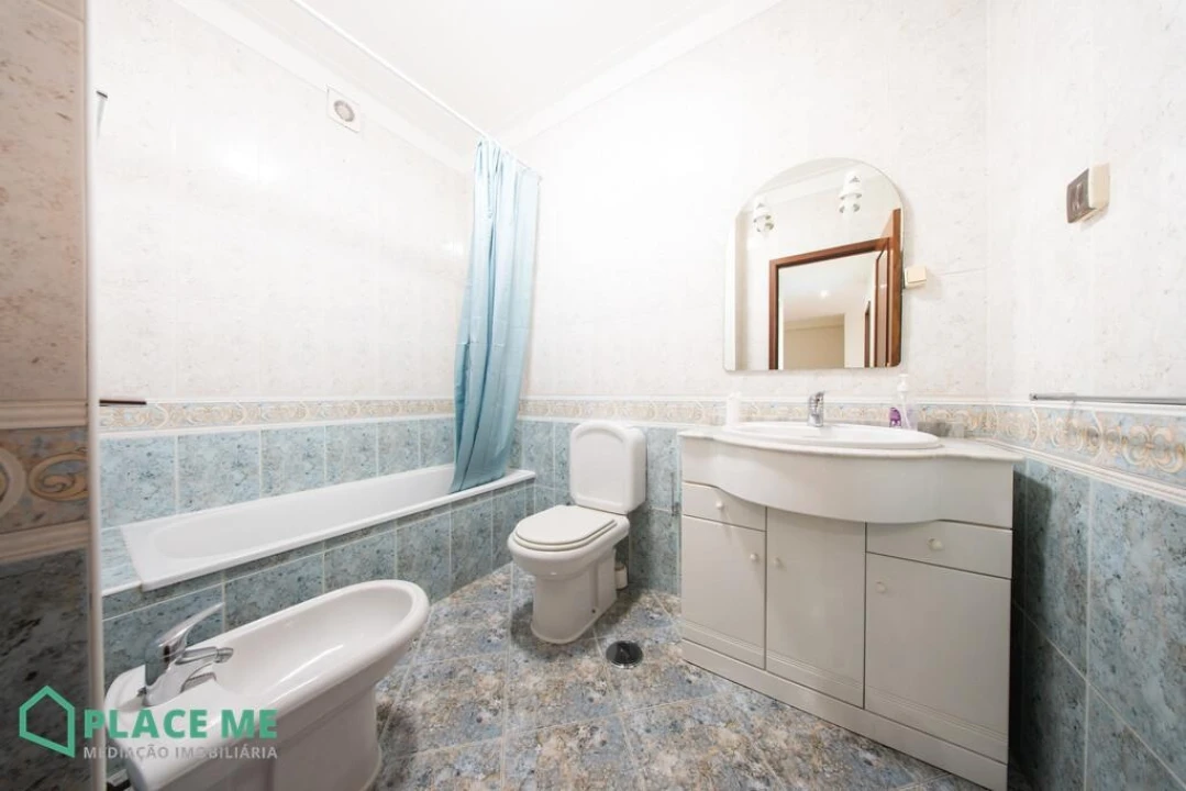 Apartamento T1 para Arrendamento em Nogueira, Fraião e Lamaçães Foto 12
