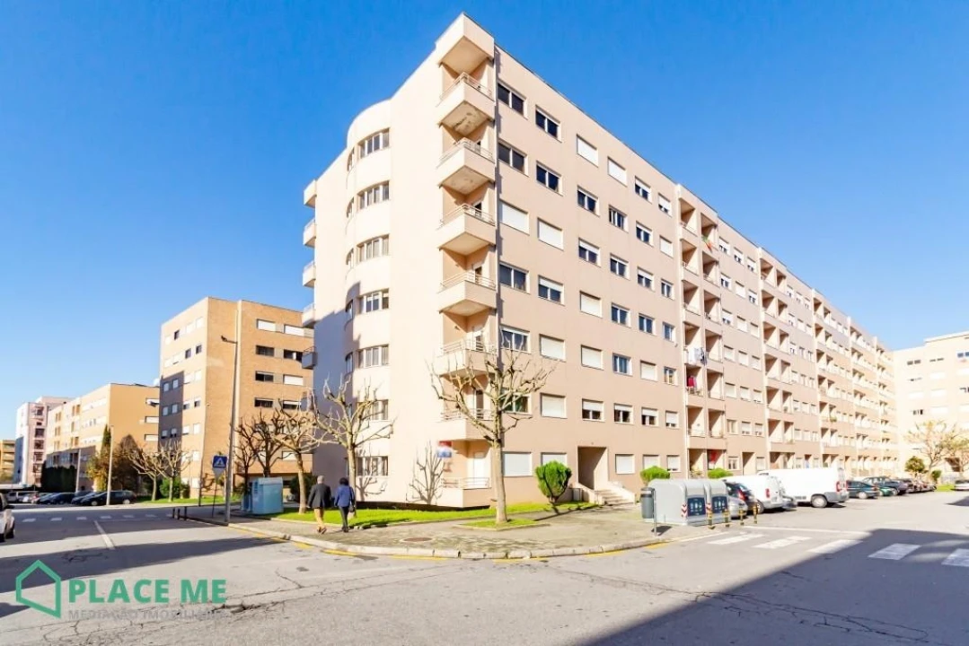 Apartamento T1 para Arrendamento em Nogueira, Fraião e Lamaçães Foto 1