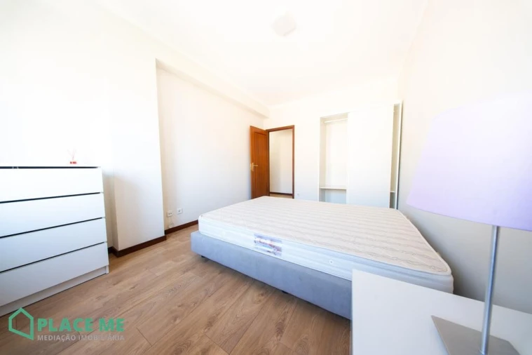 Apartamento T1 para Arrendamento em Nogueira, Fraião e Lamaçães Foto 14