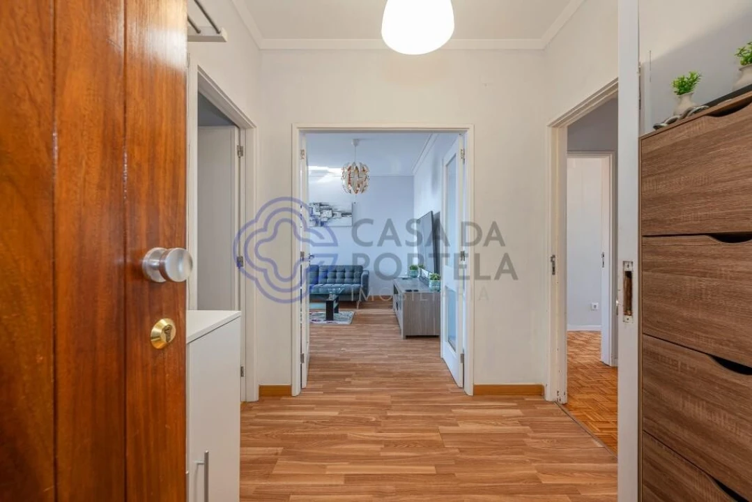 Apartamento T3 para Venda em Santa Marinha e São Pedro da Afurada Foto 1