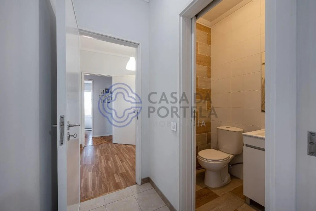 Apartamento T3 para Venda em Santa Marinha e São Pedro da Afurada Foto 4