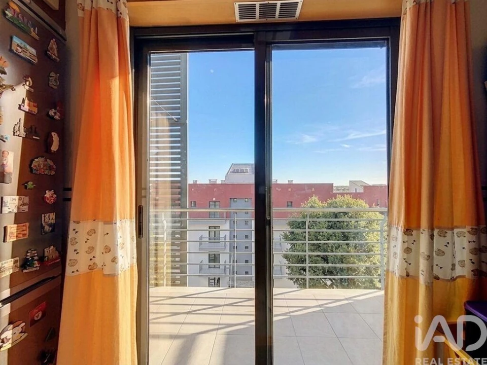 Apartamento T3 para Venda em Seixal, Arrentela e Aldeia de Paio Pires Foto 11