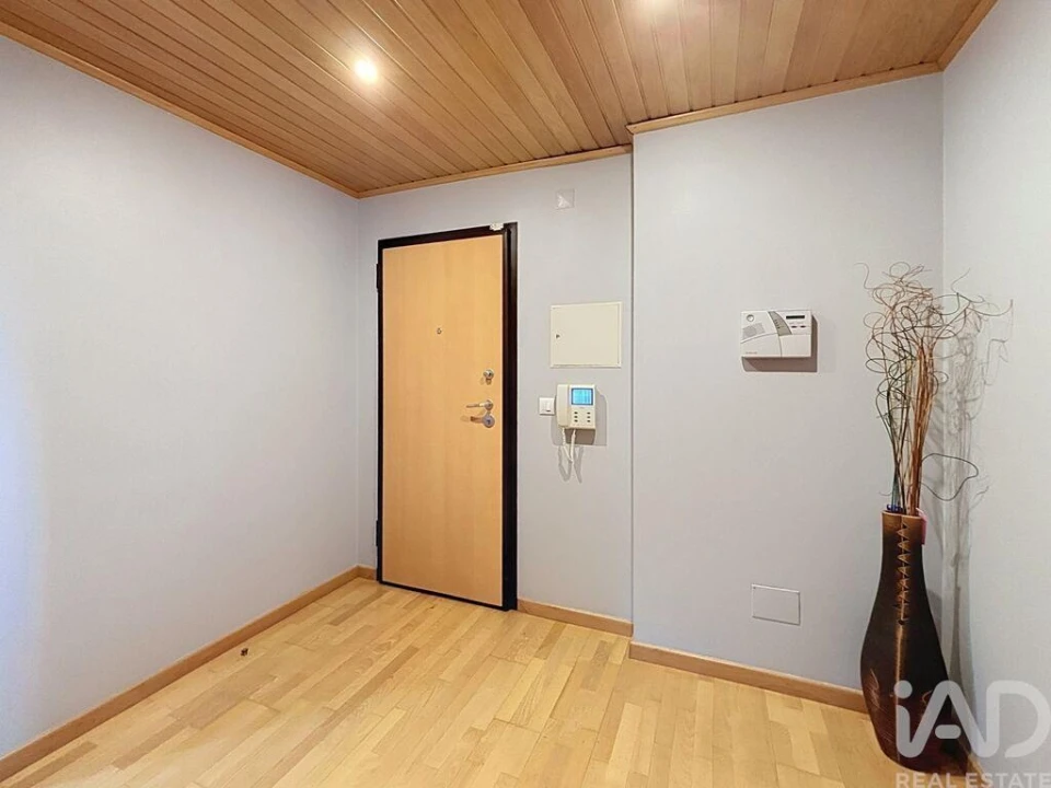 Apartamento T3 para Venda em Seixal, Arrentela e Aldeia de Paio Pires Foto 18