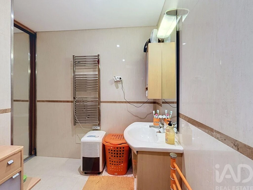 Apartamento T3 para Venda em Seixal, Arrentela e Aldeia de Paio Pires Foto 32
