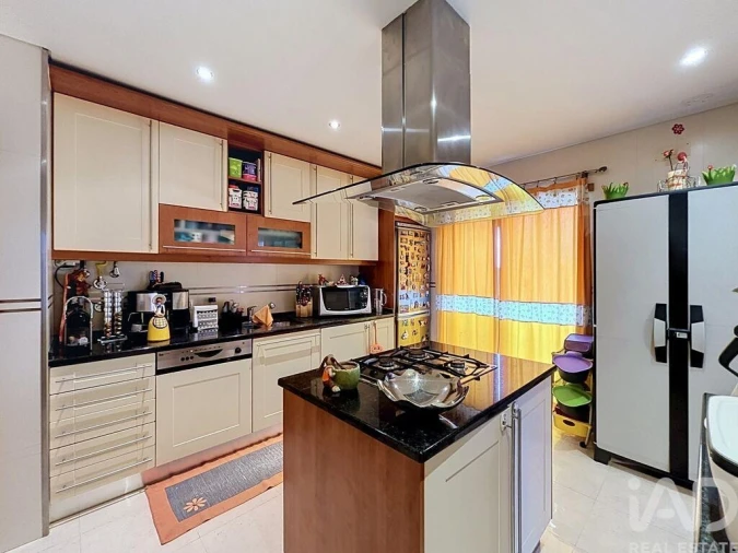 Apartamento T3 para Venda em Seixal, Arrentela e Aldeia de Paio Pires Foto 10
