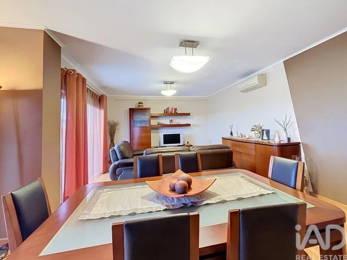 Apartamento T3 para Venda em Seixal, Arrentela e Aldeia de Paio Pires Foto 3