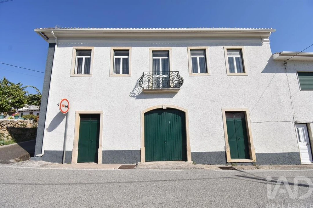 Moradia T3 para Venda em São Miguel, Santa Eufémia e Rabaçal Foto 1