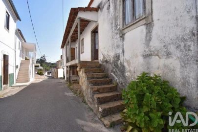 Moradia T3 para Venda em São Miguel, Santa Eufémia e Rabaçal