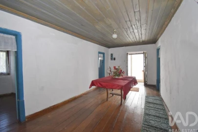 Moradia T3 para Venda em São Miguel, Santa Eufémia e Rabaçal