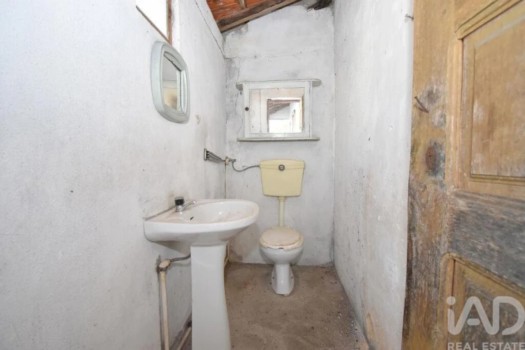 Moradia T3 para Venda em São Miguel, Santa Eufémia e Rabaçal Foto 9