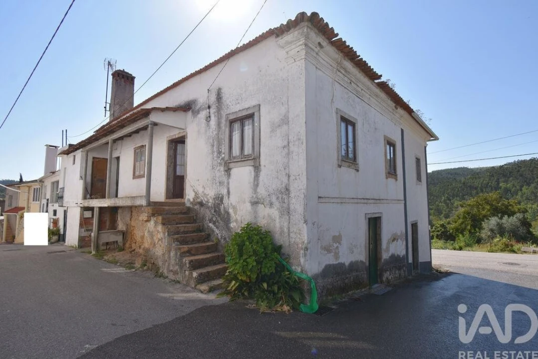 Moradia T3 para Venda em São Miguel, Santa Eufémia e Rabaçal Foto 3
