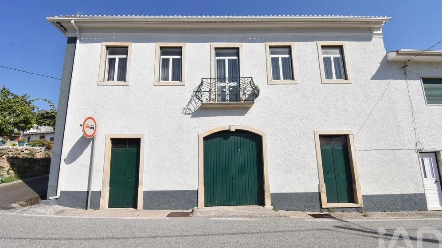 Moradia T3 para Venda em São Miguel, Santa Eufémia e Rabaçal