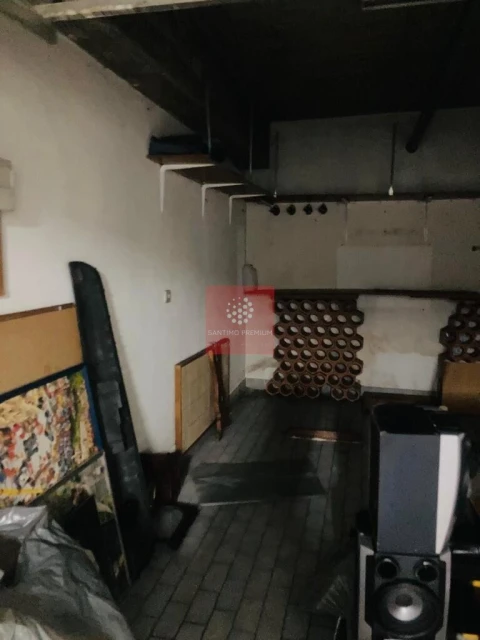 Garagem para Arrendamento em Mina de Água