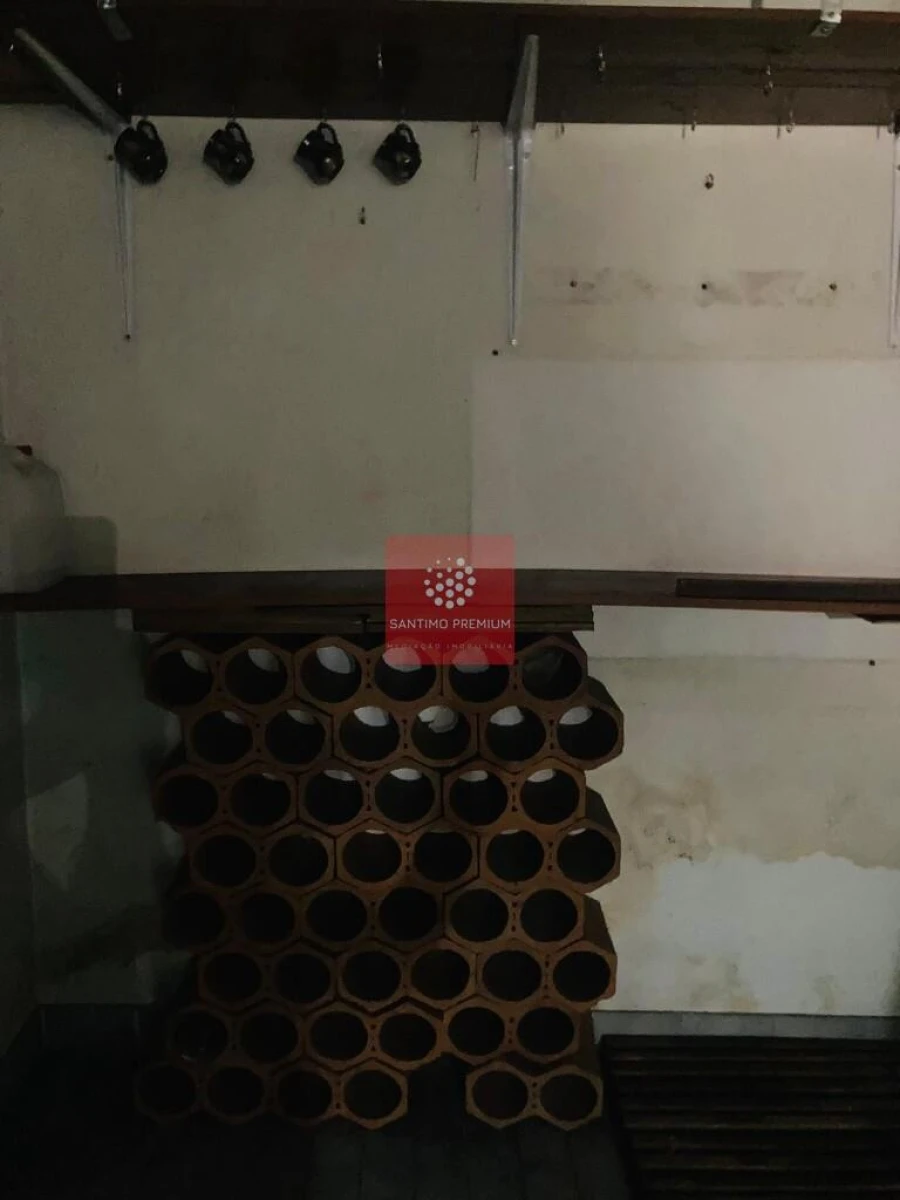 Garagem para Arrendamento em Mina de Água Foto 8