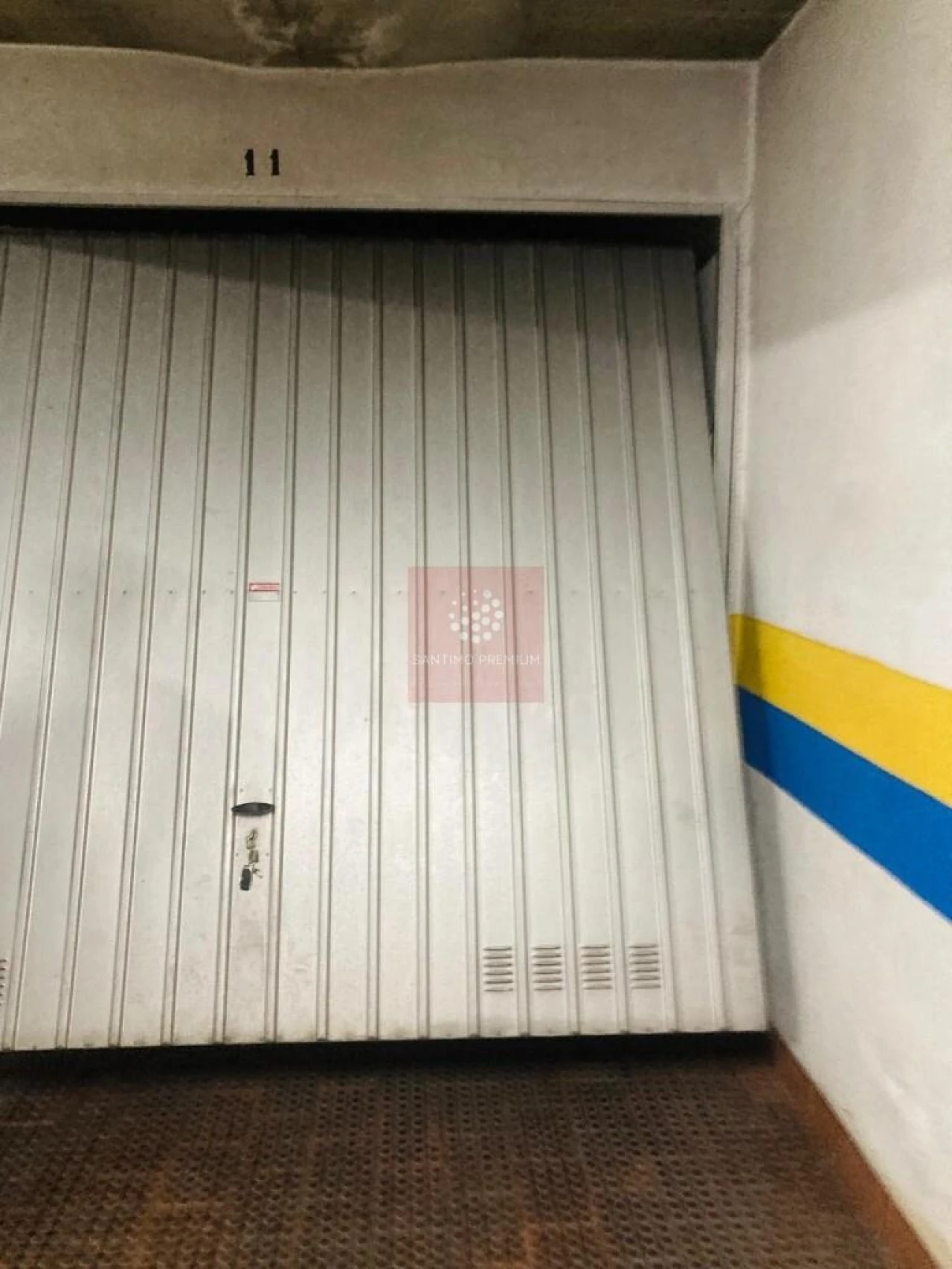 Garagem para Arrendamento em Mina de Água Foto 5