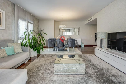 Apartamento T3 para Venda em Alverca do Ribatejo e Sobralinho