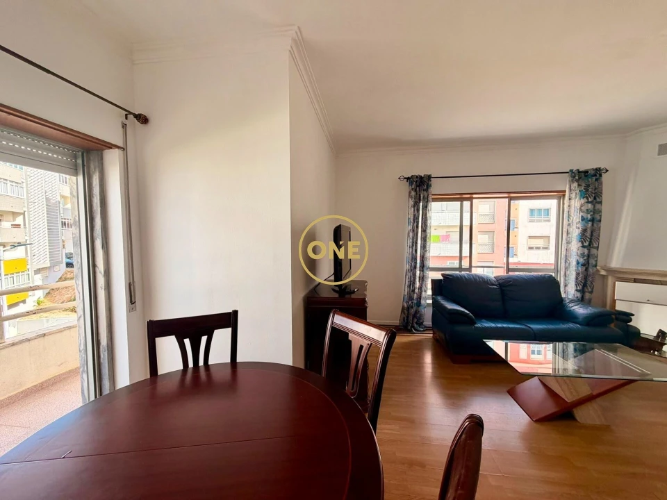 Apartamento T2 para Venda em Corroios Foto 18