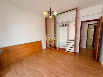 Apartamento T2 para Venda em Corroios