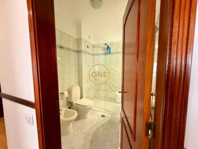 Apartamento T2 para Venda em Corroios Foto 15