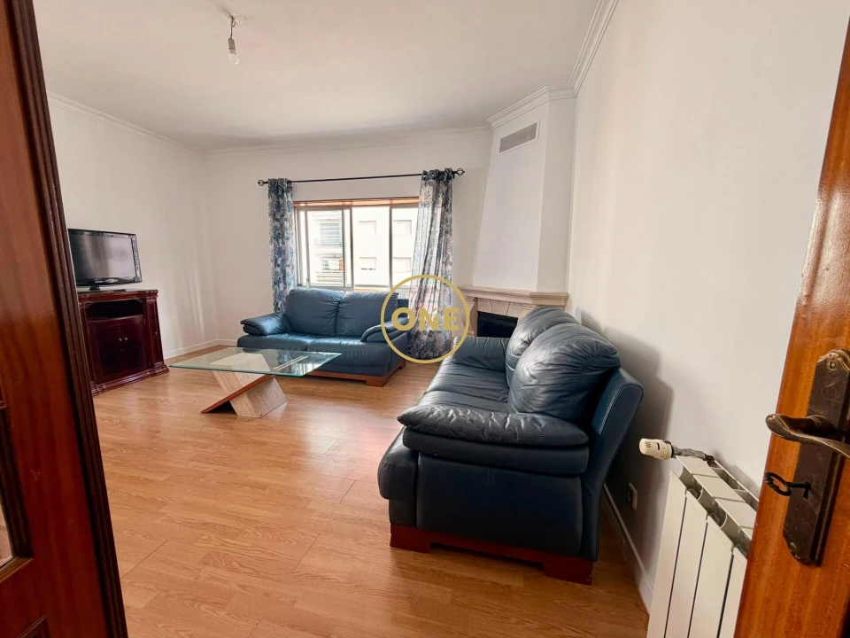 Apartamento T2 para Venda em Corroios Foto 19