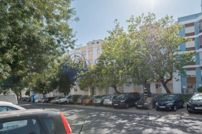 Apartamento T3 para Venda em Cacém e São Marcos