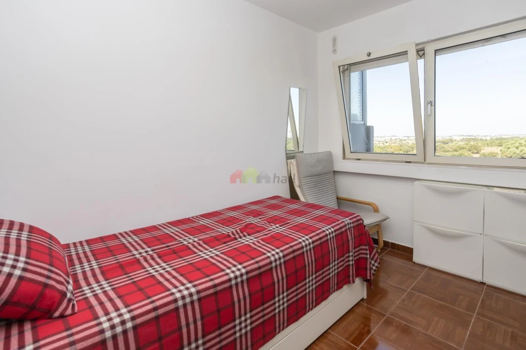 Apartamento T3 para Venda em Santo Antonio da Charneca Foto 11